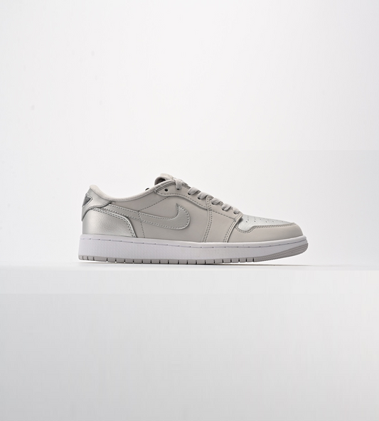 Nike Air Jordan 1 Retro Low OG”Atmosphere Grey“