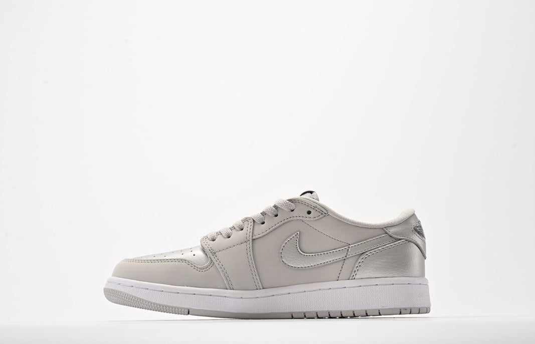 Nike Air Jordan 1 Retro Low OG”Atmosphere Grey“