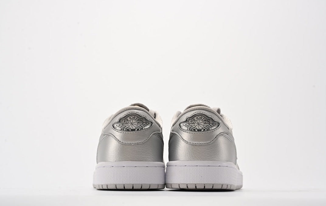 Nike Air Jordan 1 Retro Low OG”Atmosphere Grey“