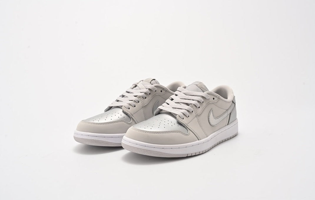 Nike Air Jordan 1 Retro Low OG”Atmosphere Grey“