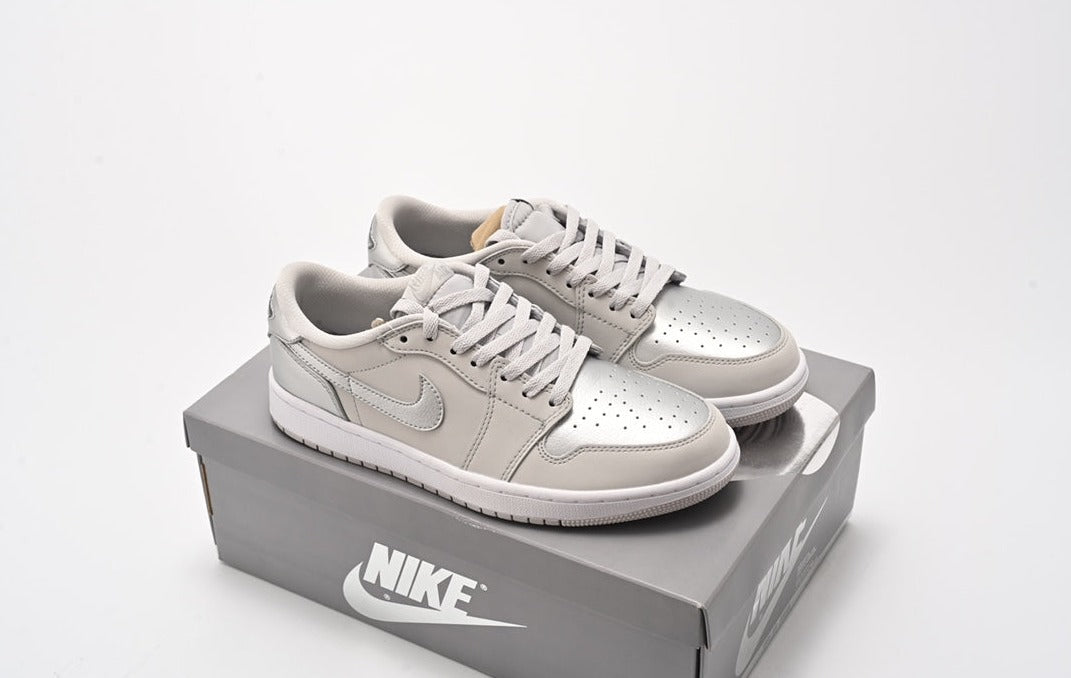 Nike Air Jordan 1 Retro Low OG”Atmosphere Grey“