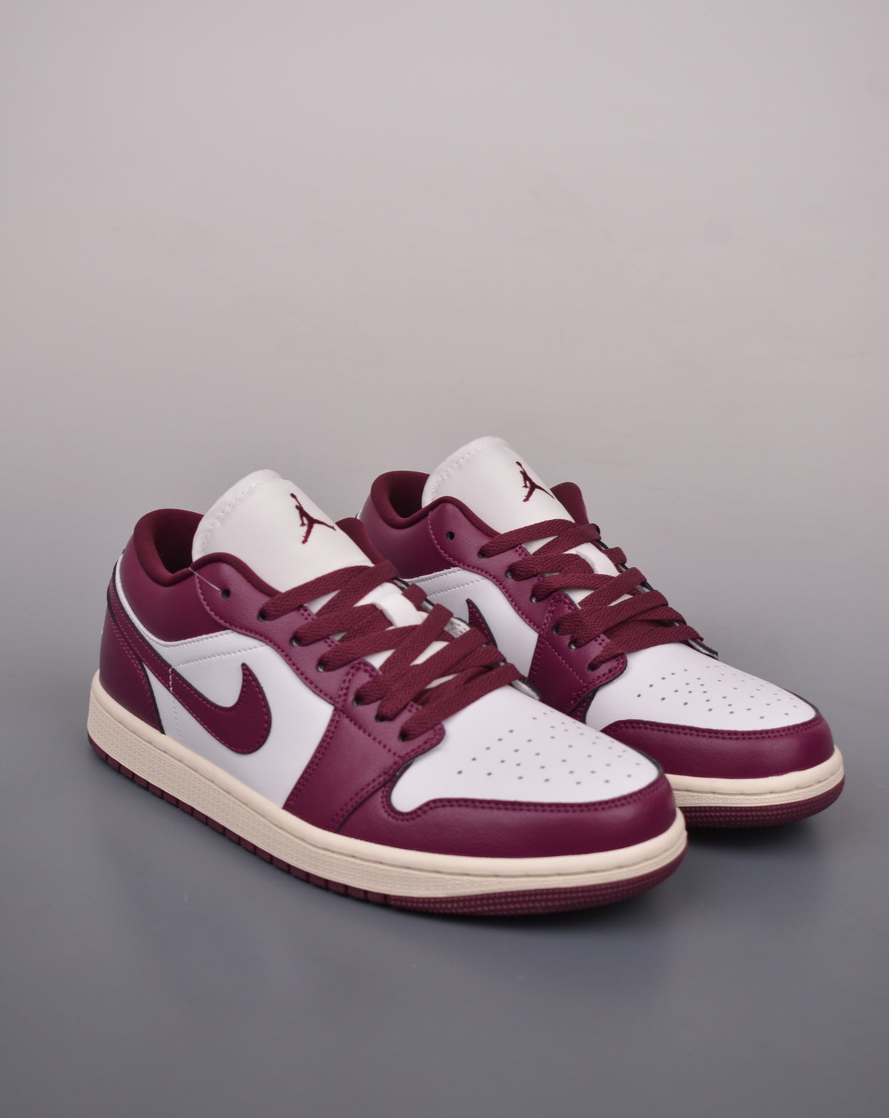 Nike Air Jordan Low 'Violet Red'