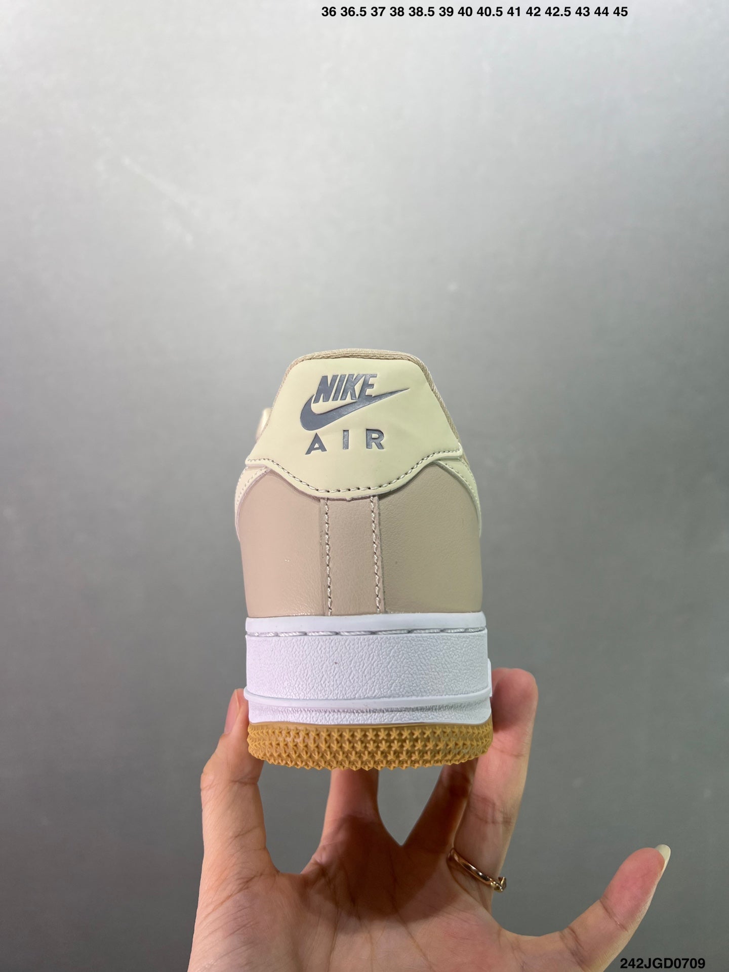 Nike Air Force 1'07 FN7239-410 'Sand Brown/White'