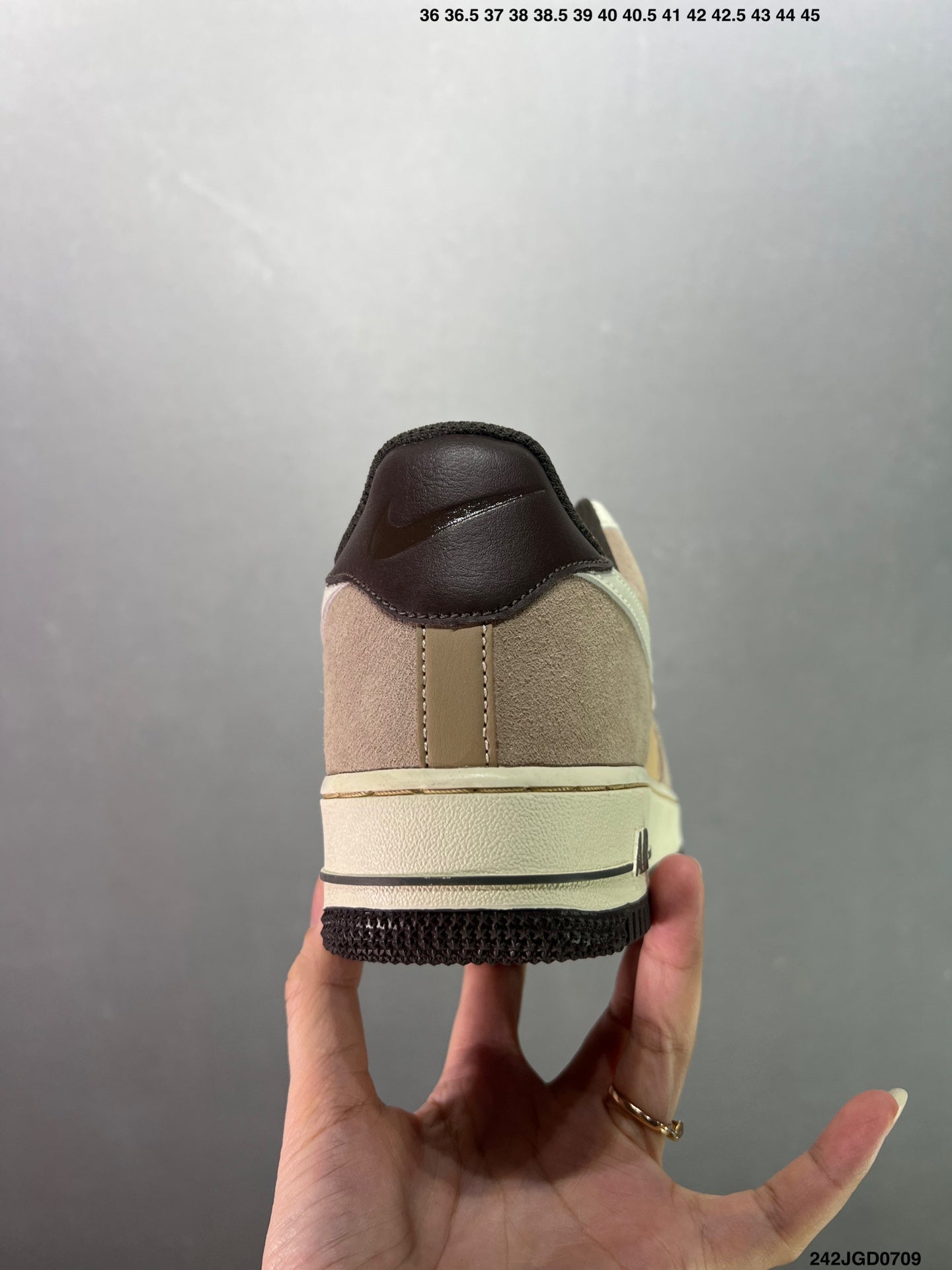 Nike Air Force 1'07 FN7239-410 'Sand Brown/Black'