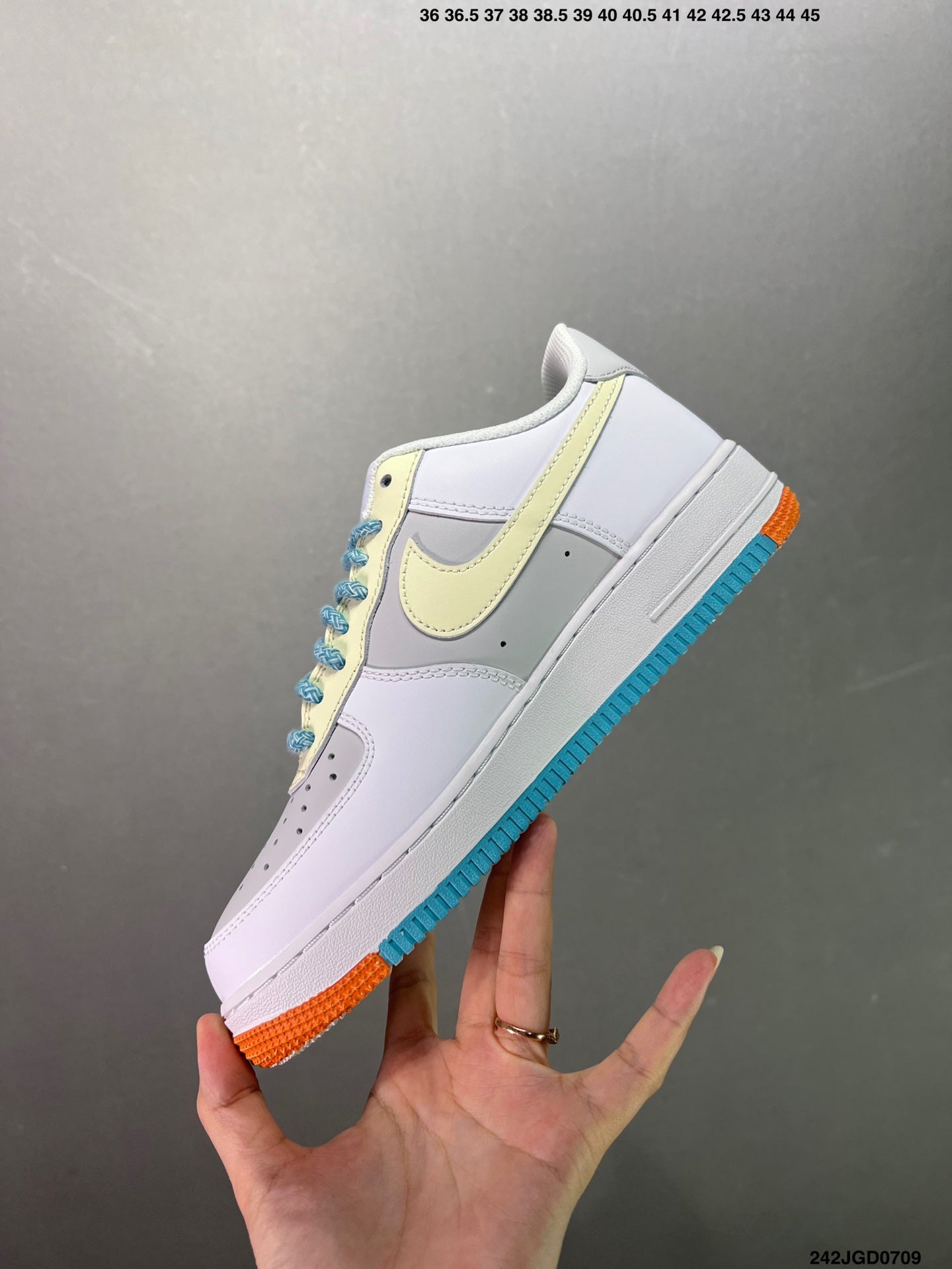 Nike Air Force 1'07 FN7239-410 #1