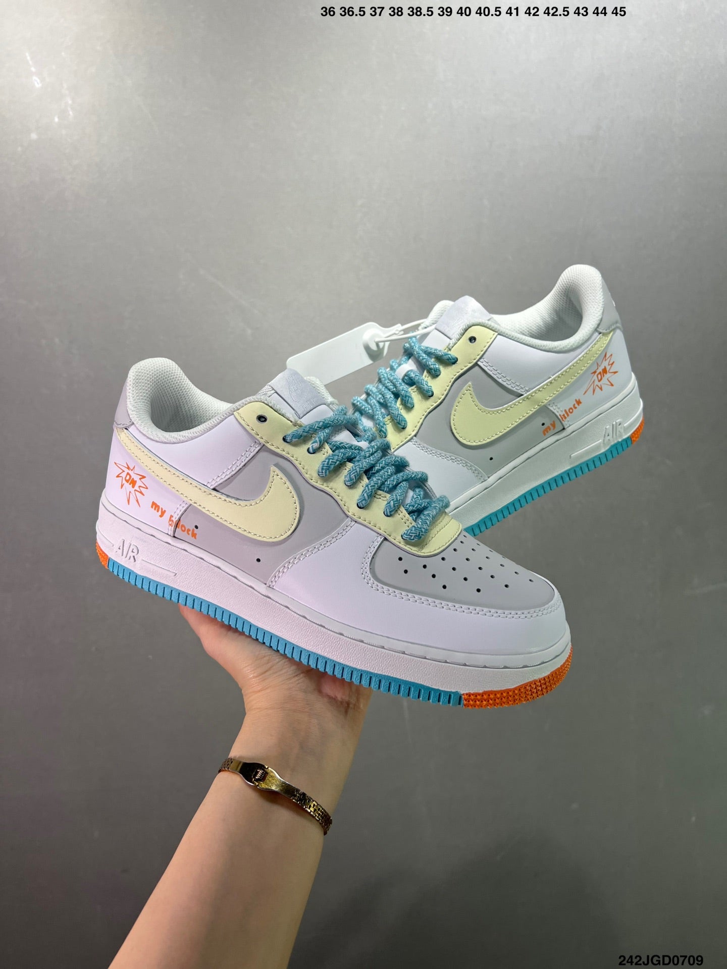 Nike Air Force 1'07 FN7239-410 #1