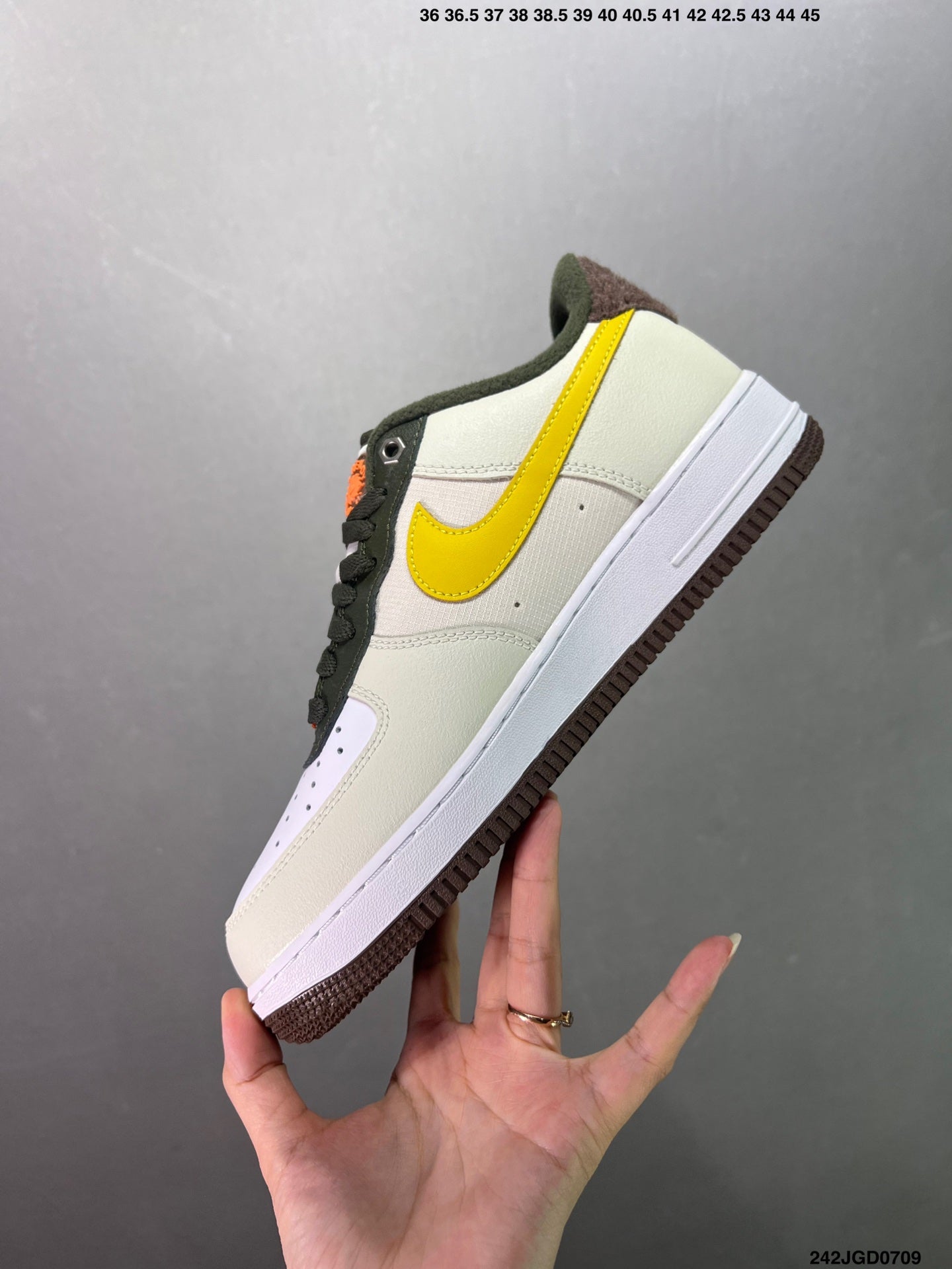 Nike Air Force 1'07 FN7239-410 'White/Black/Yellow'