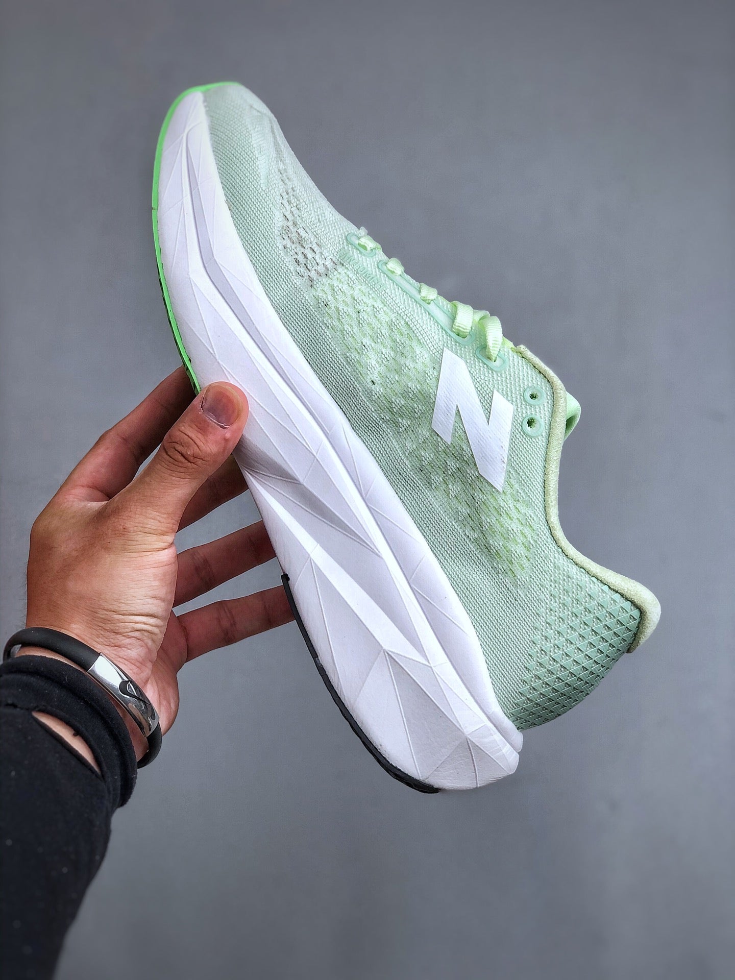 New Balance FuelCell SuperComp Elite v4