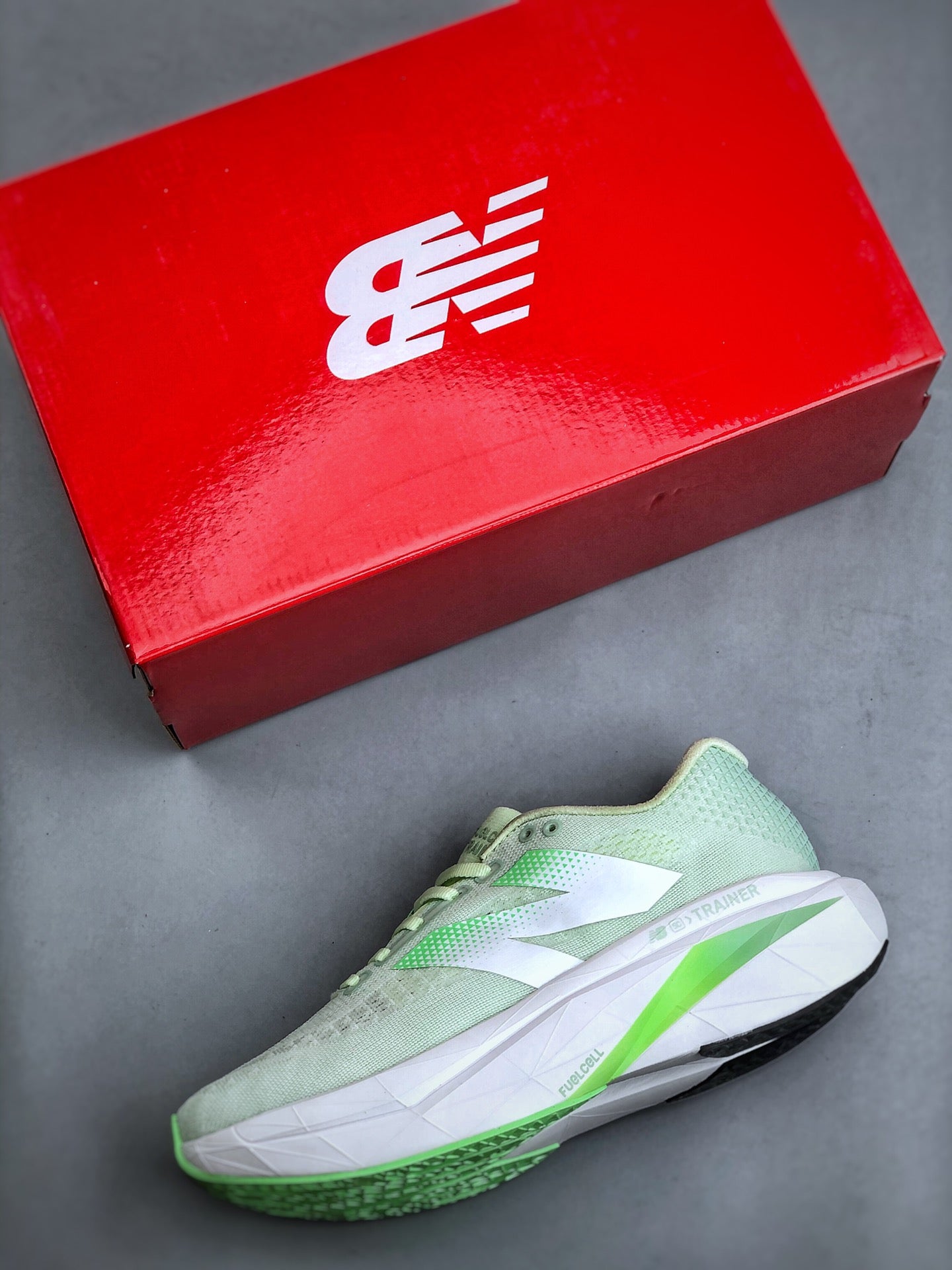 New Balance FuelCell SuperComp Elite v4